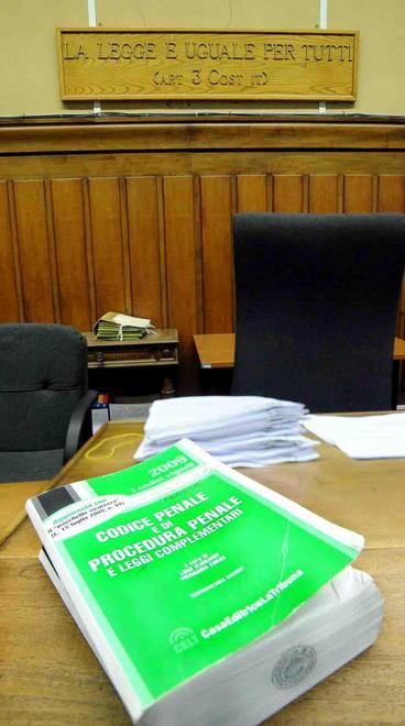 Stuprata dal padre, confermate le condanne 