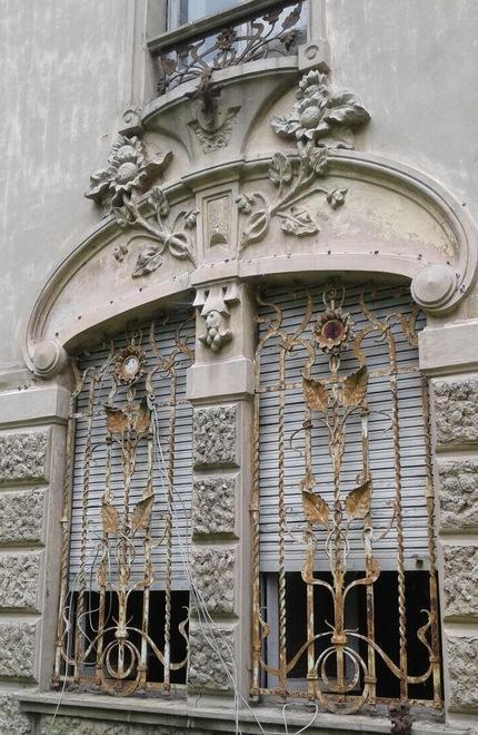 Villa Savi inagibile Ora il Comune affida un incarico per le facciate 