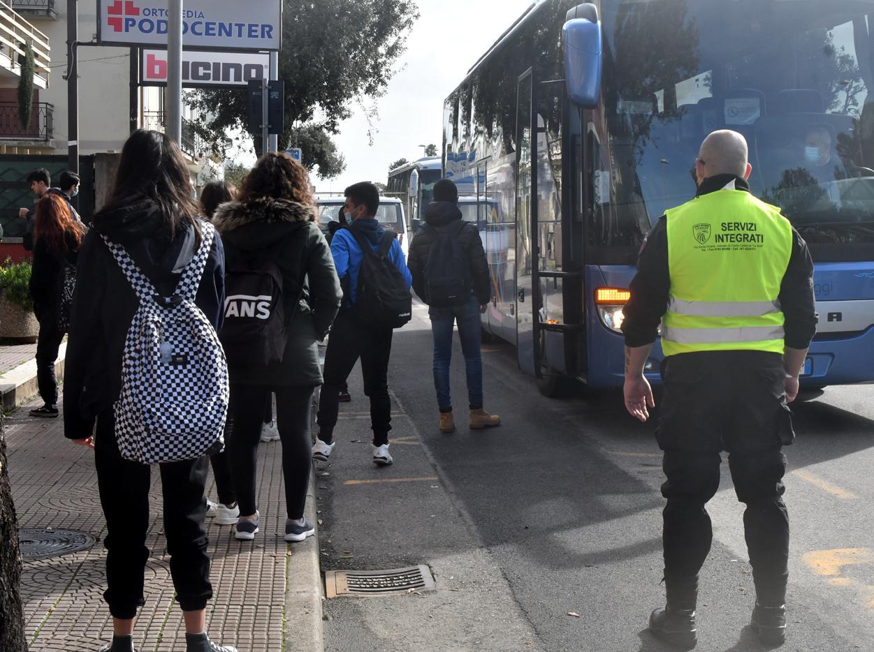 Rientro a scuola, disagi contenuti 