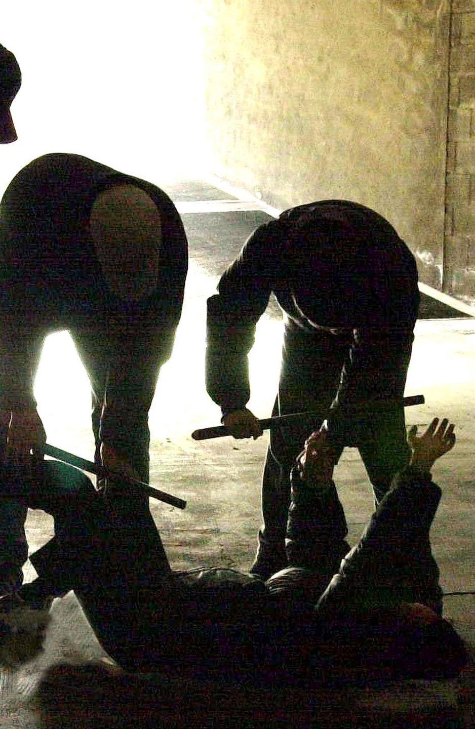 Ragazzino pestato perchè innamorato di una 15enne del paese