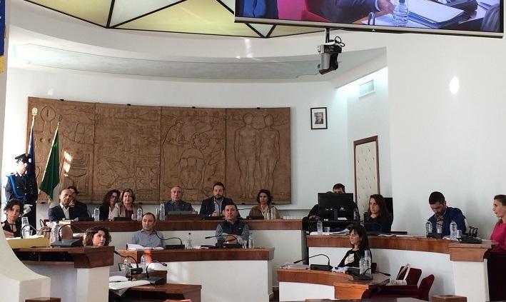 Arzachena, assessori full time e stipendi light 