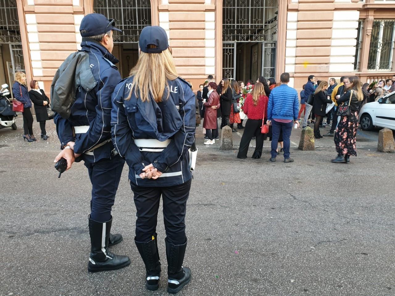 Sassari, l’allarme del comandante dei vigili: «Il centro è sempre più zona franca» 