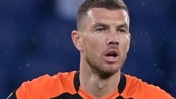 Roma, iniziate le manovre per riportare in gruppo Dzeko