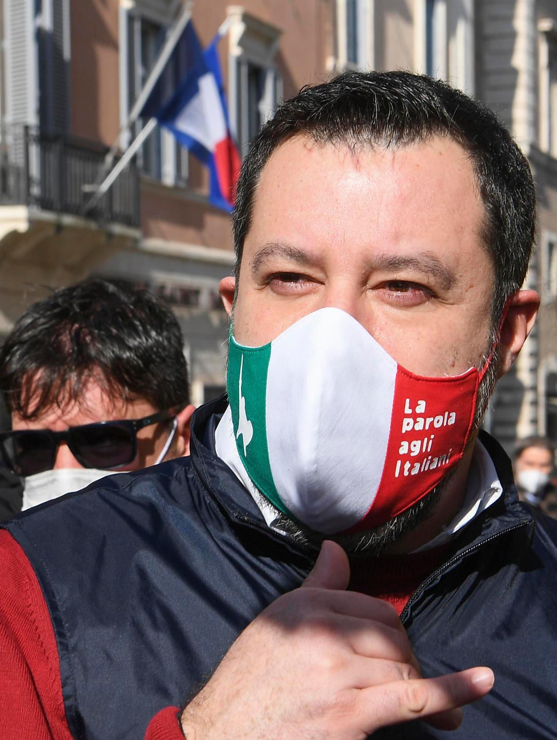 Il decreto infiamma lo scontro politico 