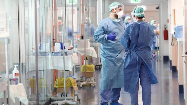 Covid, altre due vittime e 59 nuovi casi a Prato
