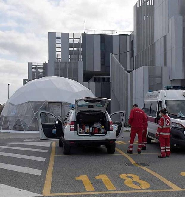 Virus, altri  due morti e contagi in aumento