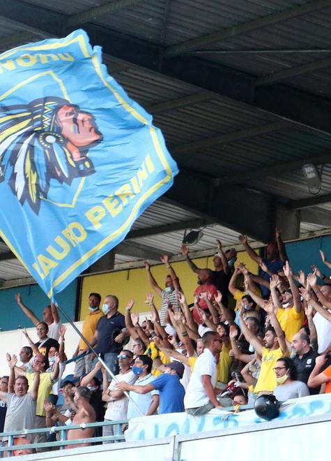 «Società fantasma», i tifosi della Nord salvano solo Baldini e la squadra