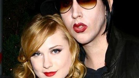 Marilyn Manson via da due serie tv dopo le accuse a sfondo sessuale