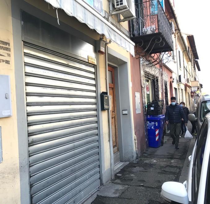 Via Pistoiese, i cinesi cedono i primi negozi 