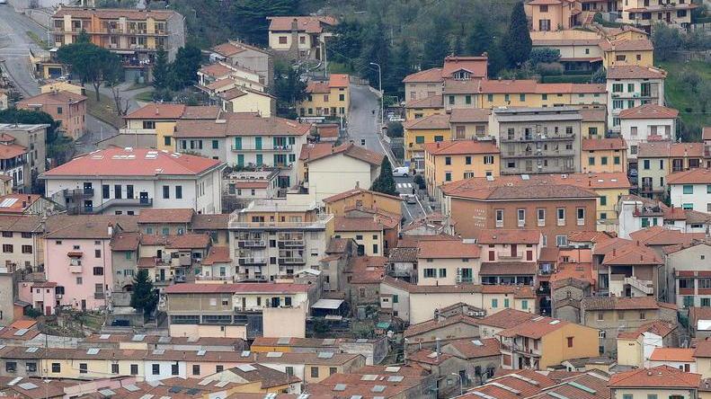 «Alla Valbisenzio serve il comune unico» Si raccolgono le firme