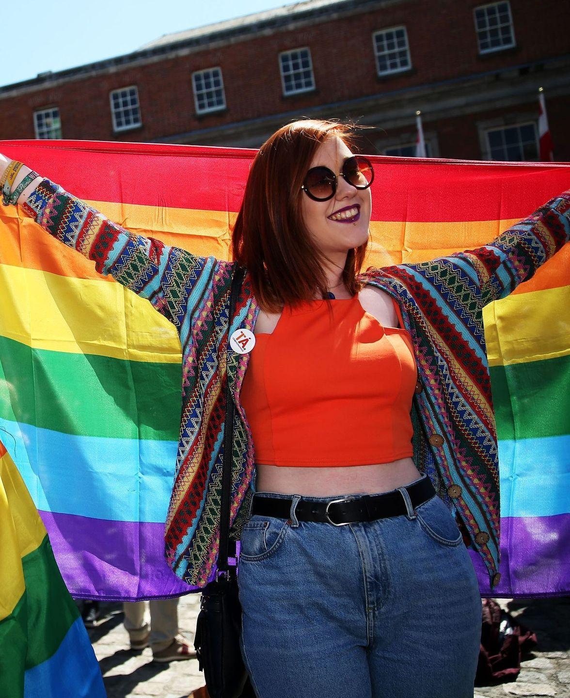 Non adeguiamoci per piacere agli altri Valorizziamoci perché siamo unici 