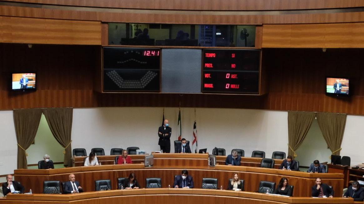 Bloccate le Province, sarà la Finanziaria a passare per prima