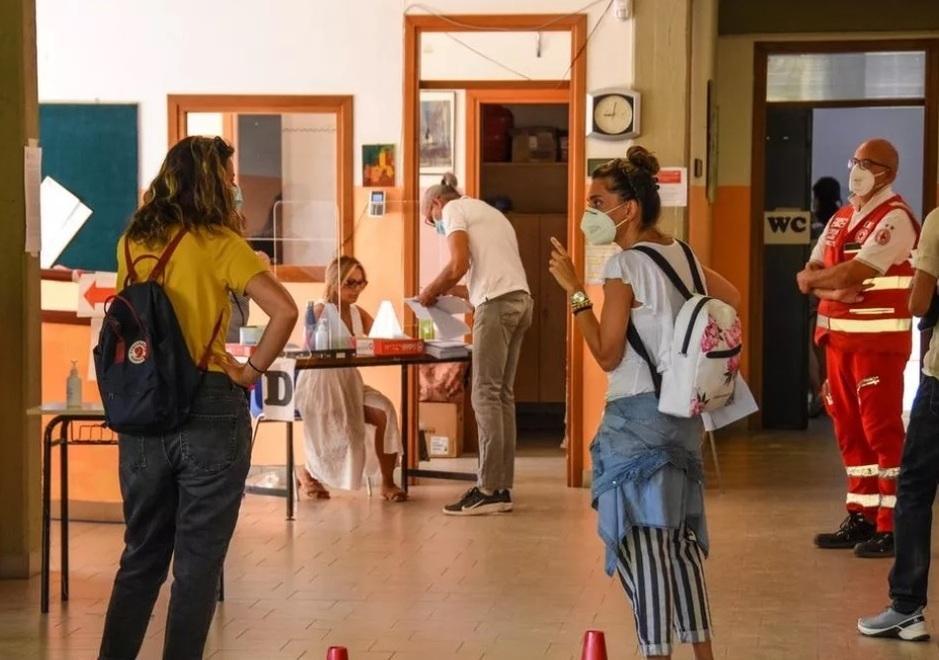 Obbligo del tampone prima del concorso. In 1.300 dovranno sottoporsi al test Covid 