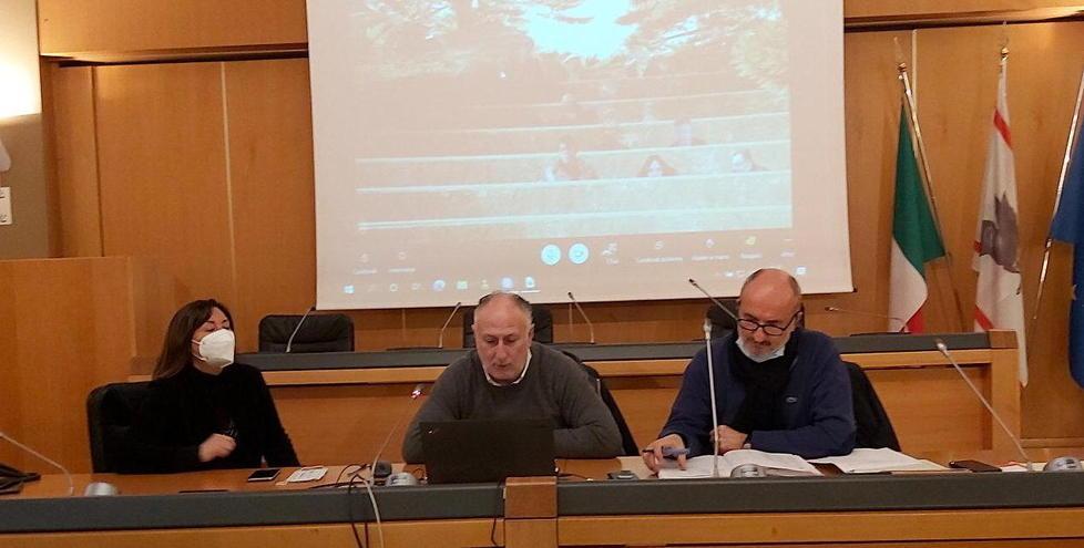 Massa-Carrara, 12 milioni per investimenti vanno tutti in scuole e strade 