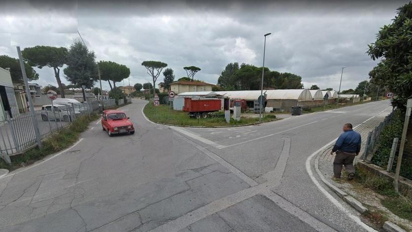 Nuovo semaforo su via del Paduletto a Lido di Camaiore
