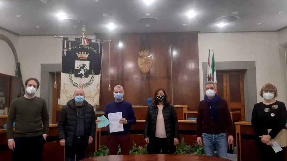 All’Auser 2.200 euro in buoni spesa per aiutare le famiglie in difficoltà