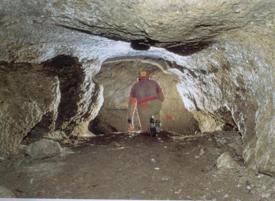 Escursione alla Tana della Mussina di Borzano
