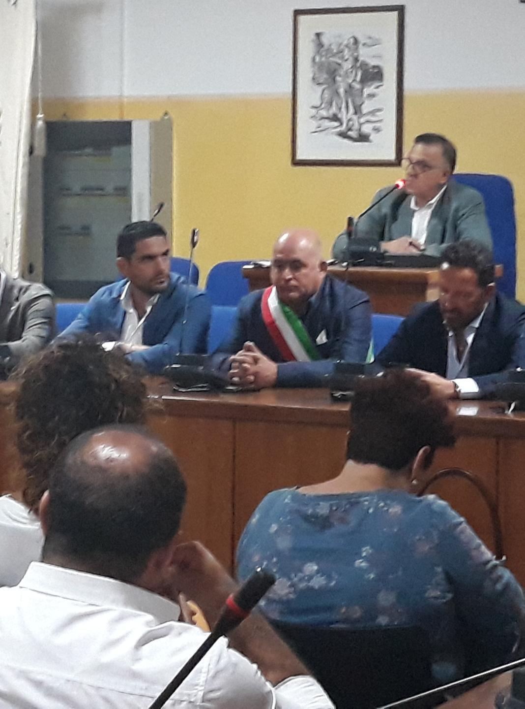 Risoluzione del consiglio contro le scorie
