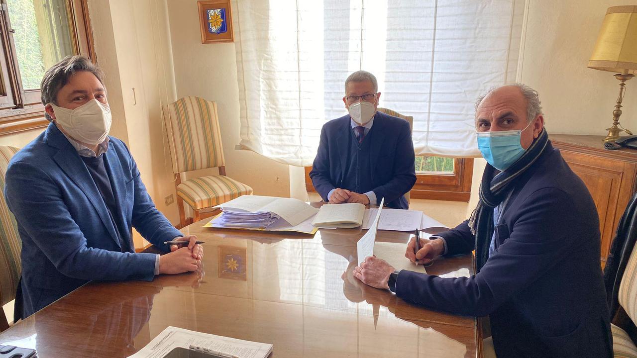 Malcolm Leanza, Cantina Colline del Chianti; il notaio Andrea Venturini, notaio; il presidente Davide Ancillotti, Cantina Sociale di Certaldo