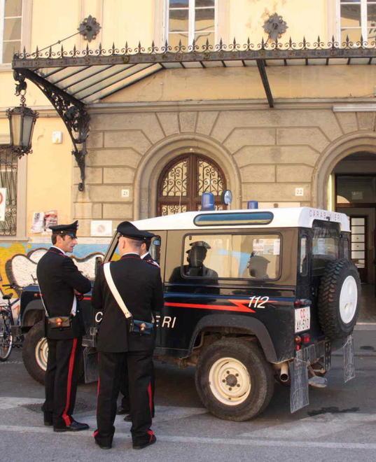 Devastano un’aula all’Orlando: denunciati sei alunni di 17 anni 