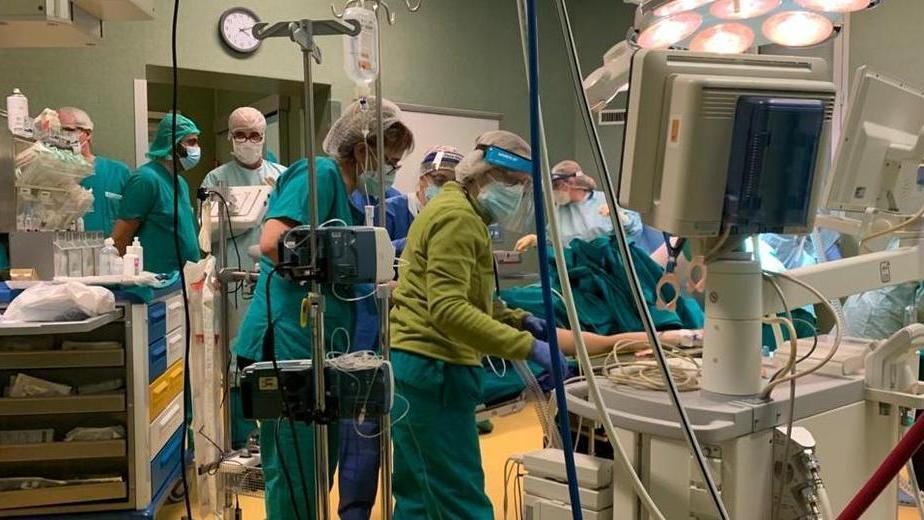 Stefania, operata al cervello tre ore dopo aver partorito: «Ero terrorizzata, temevo per la piccola»