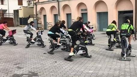 Spinning e ginnastica? Nel parcheggio
