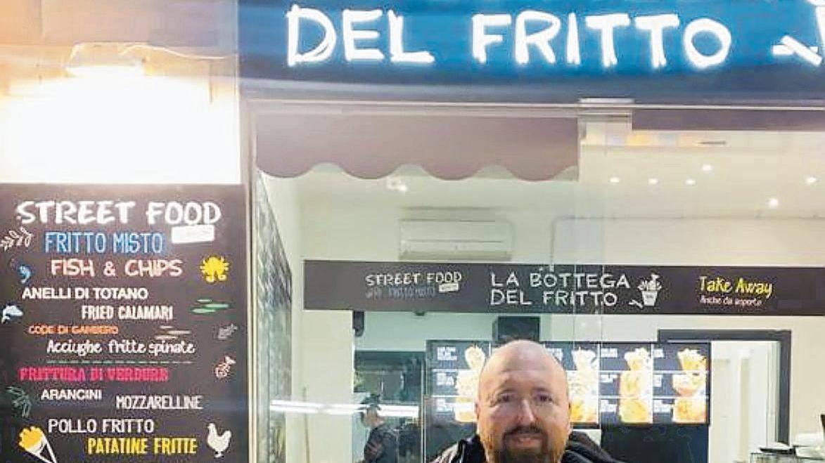 Due nuove friggitorie a Cecina cercano otto persone. Altri quattro posti in un bar sul lungamare