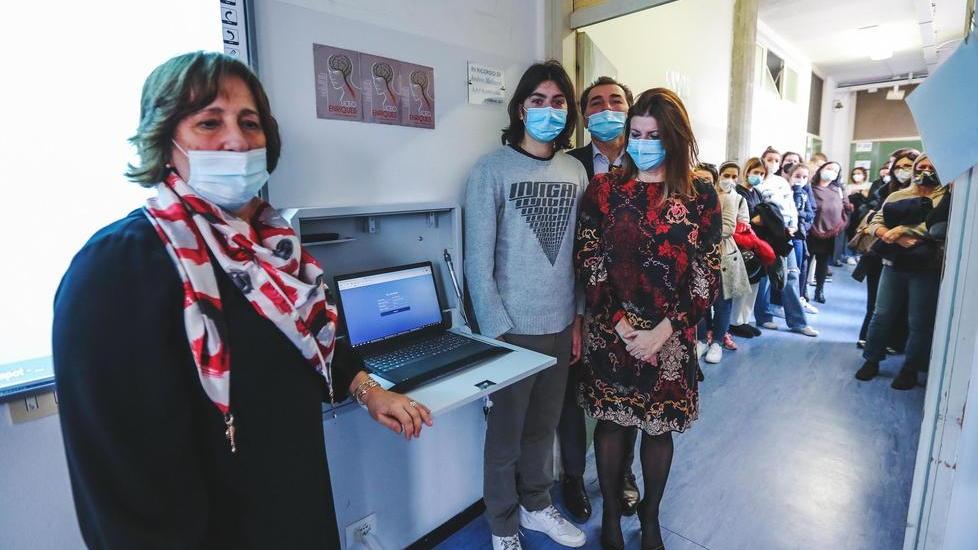 Un regalo per “Gas”, al liceo Enriques nasce un laboratorio nel nome di Andrea Matteucci