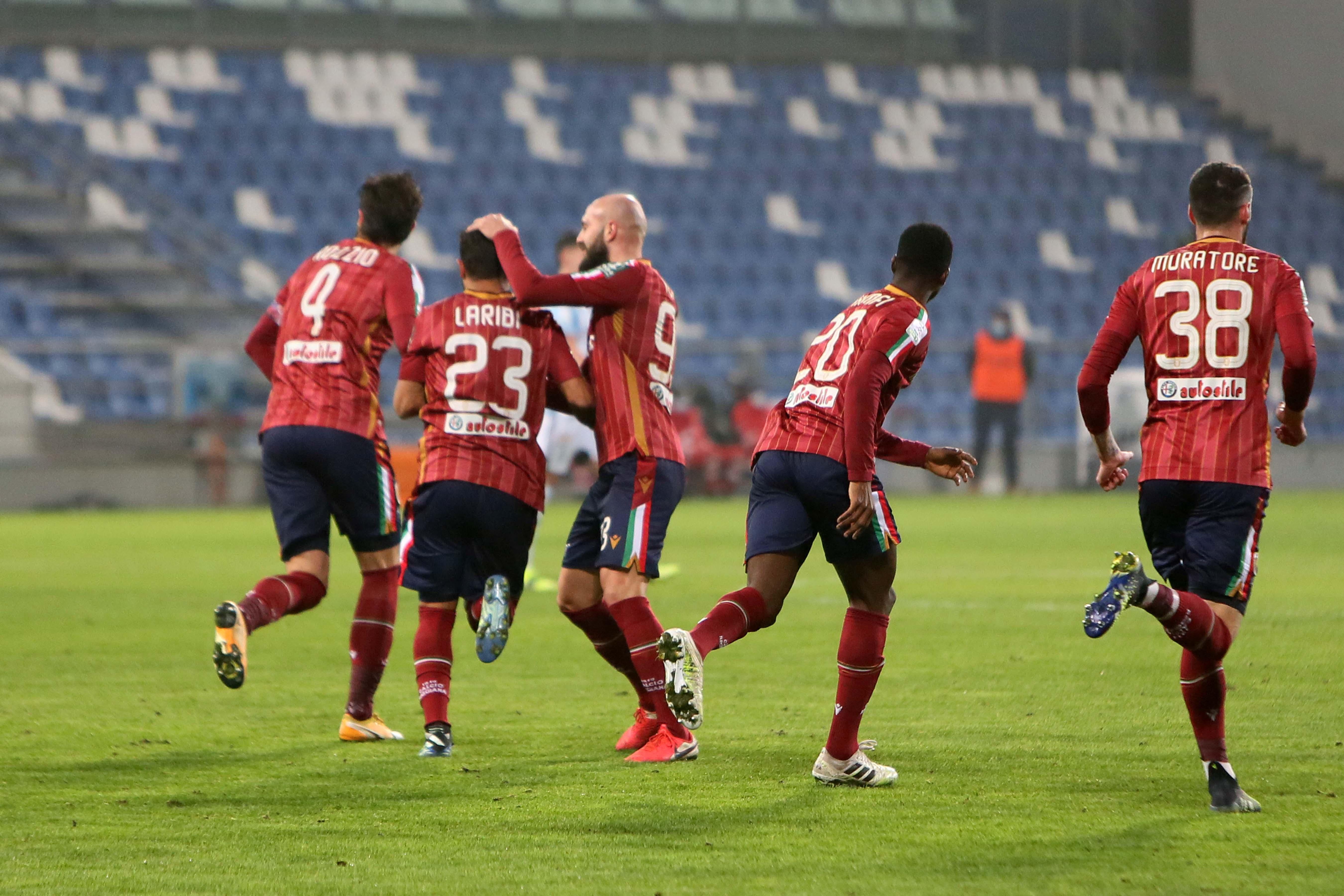 La gioia dei granata al gol del momentaneo pareggio, firmato da Laribi
