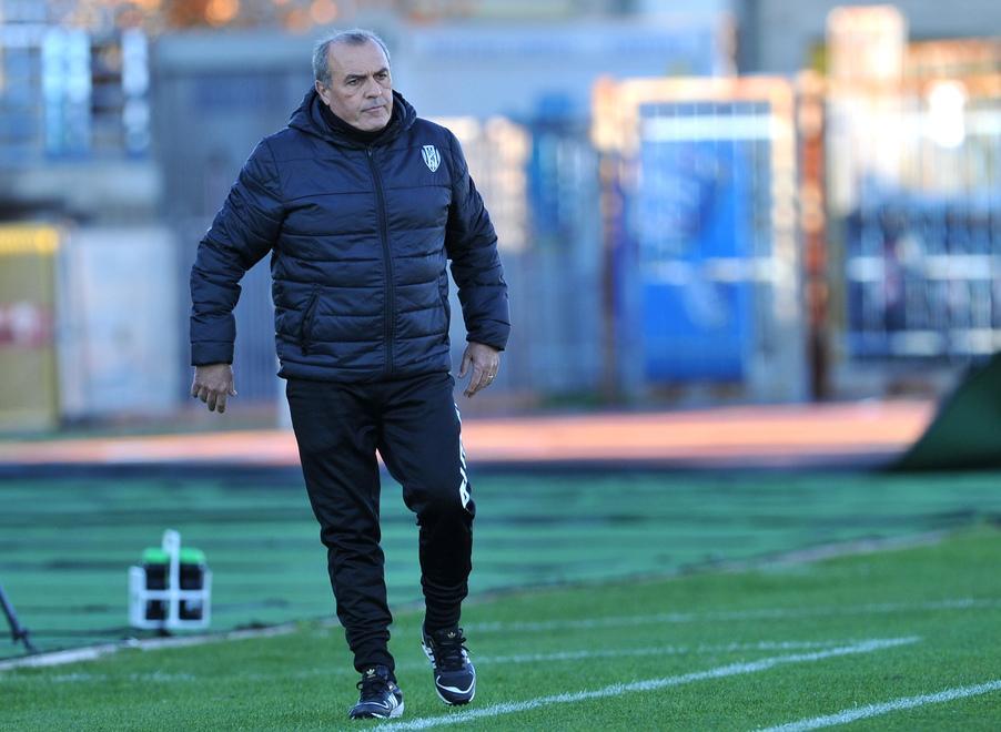 Salernitana, pari e rabbia per il “gol fantasma” convalidato al Chievo