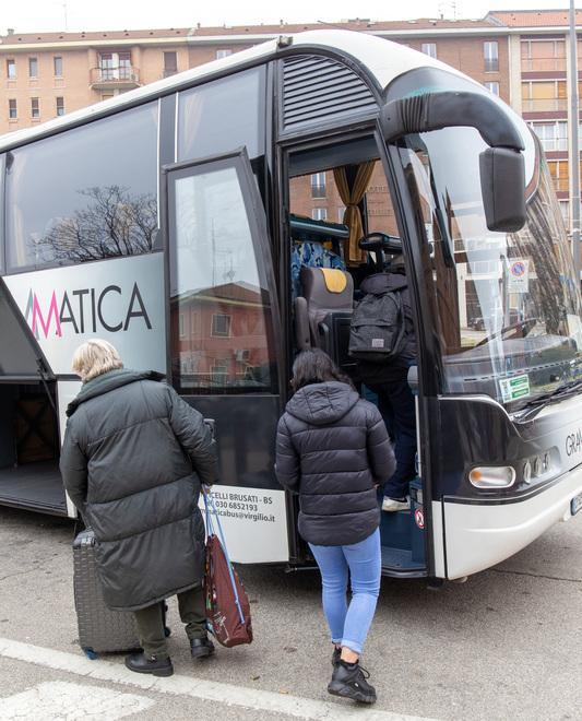 Lavori sulle tratte ferroviarie Bus sostitutivi anche domani 