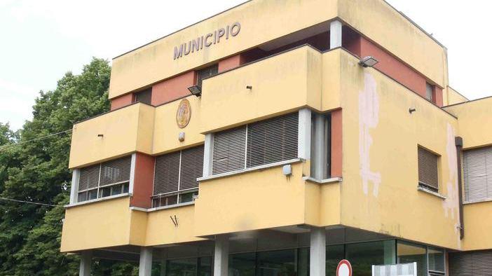 Il sindaco all’opposizione «Ufficio associato, la gente ha scelto di chiuderlo»