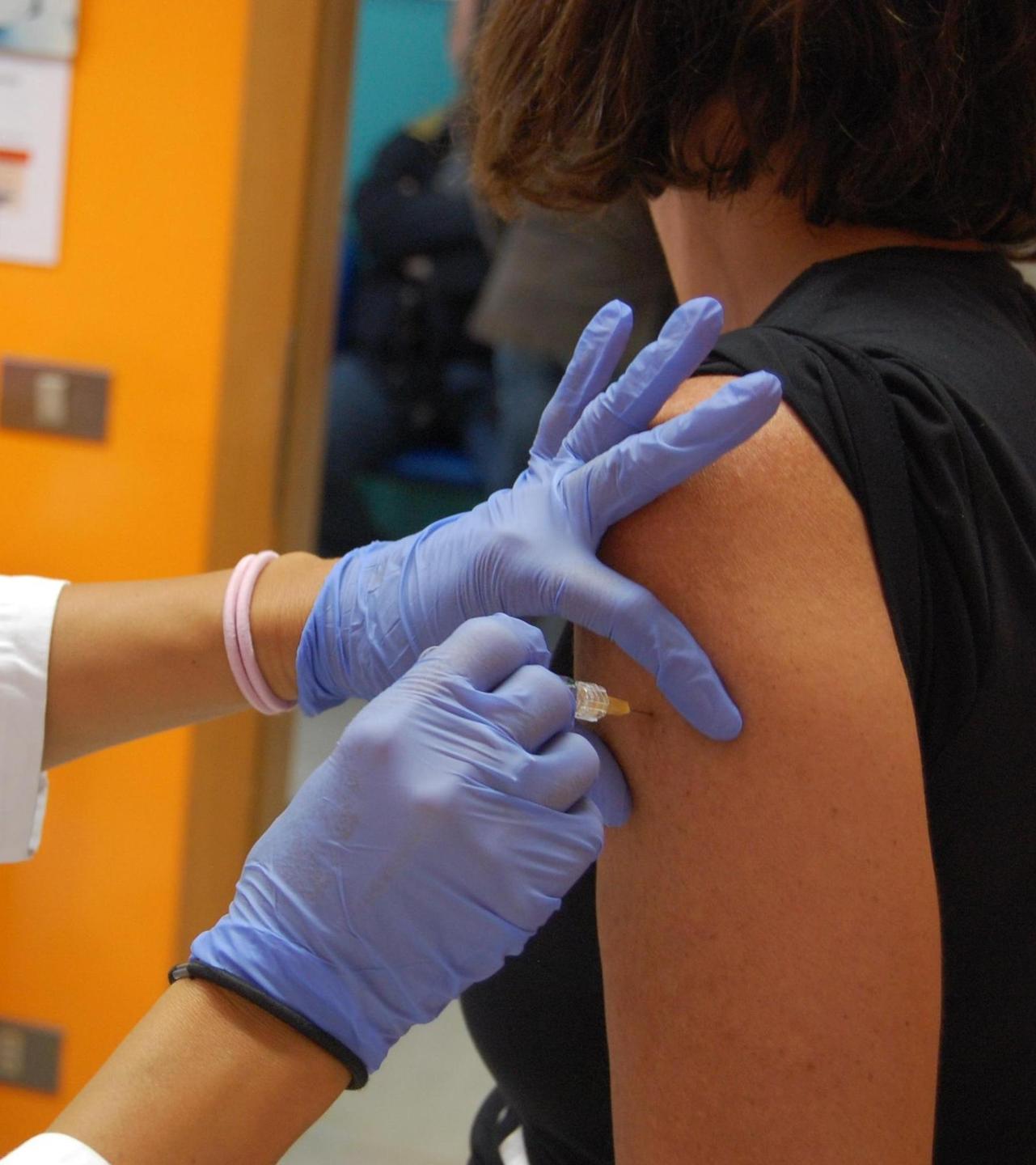 Covid, vaccinazioni over 80: si comincia dal Medio Campidano