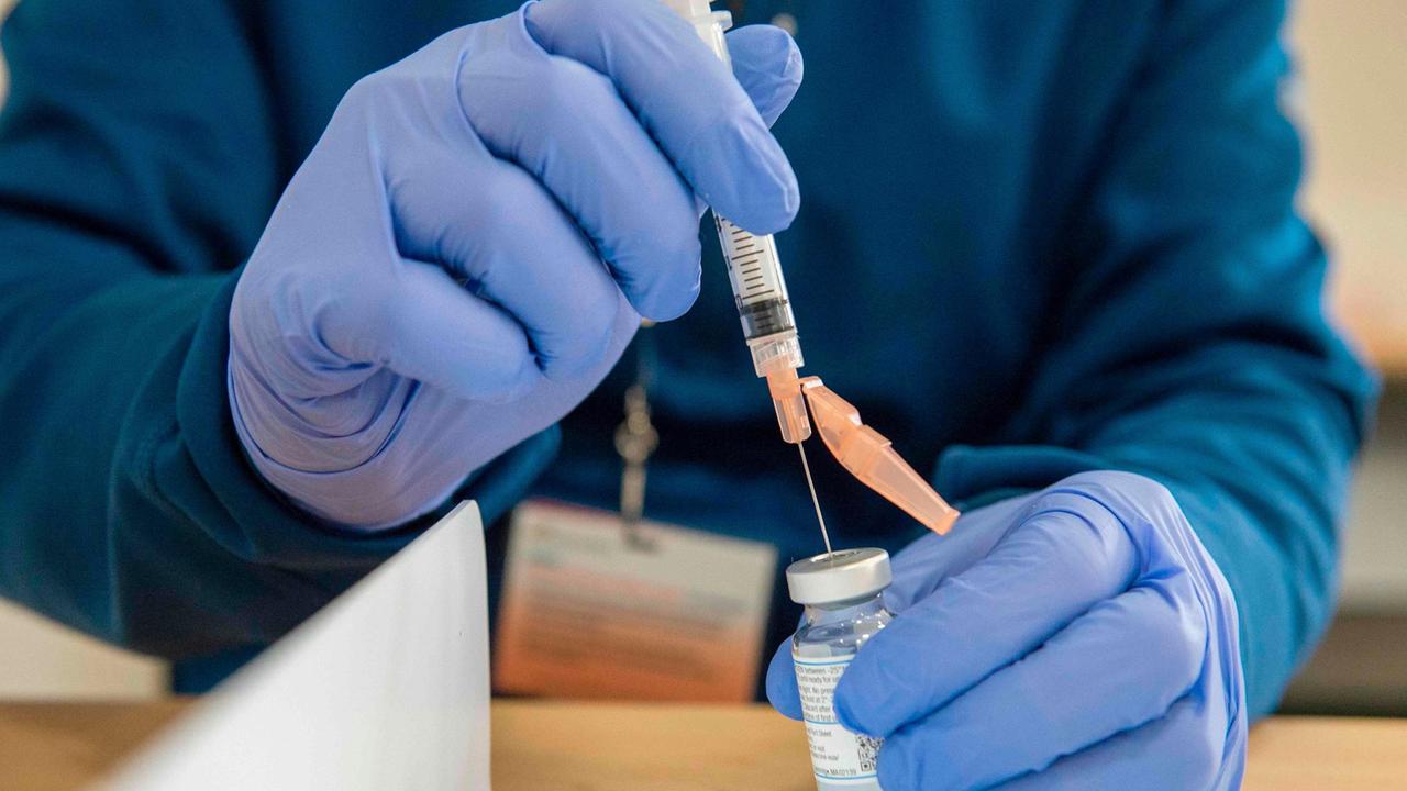 Vaccini, Nieddu: «Il piano nazionale va rivisto»