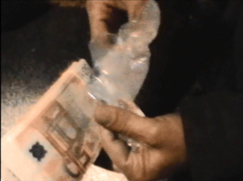 Vendeva droga a impiegati lucchesi: arrestato