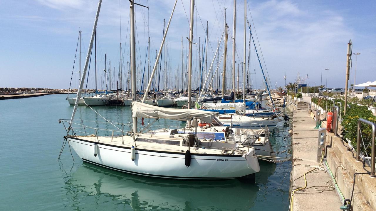 Porto di Cecina: dai russo-americani all’imprenditore svizzero, si firma il preliminare ma il rogito alla fine salta