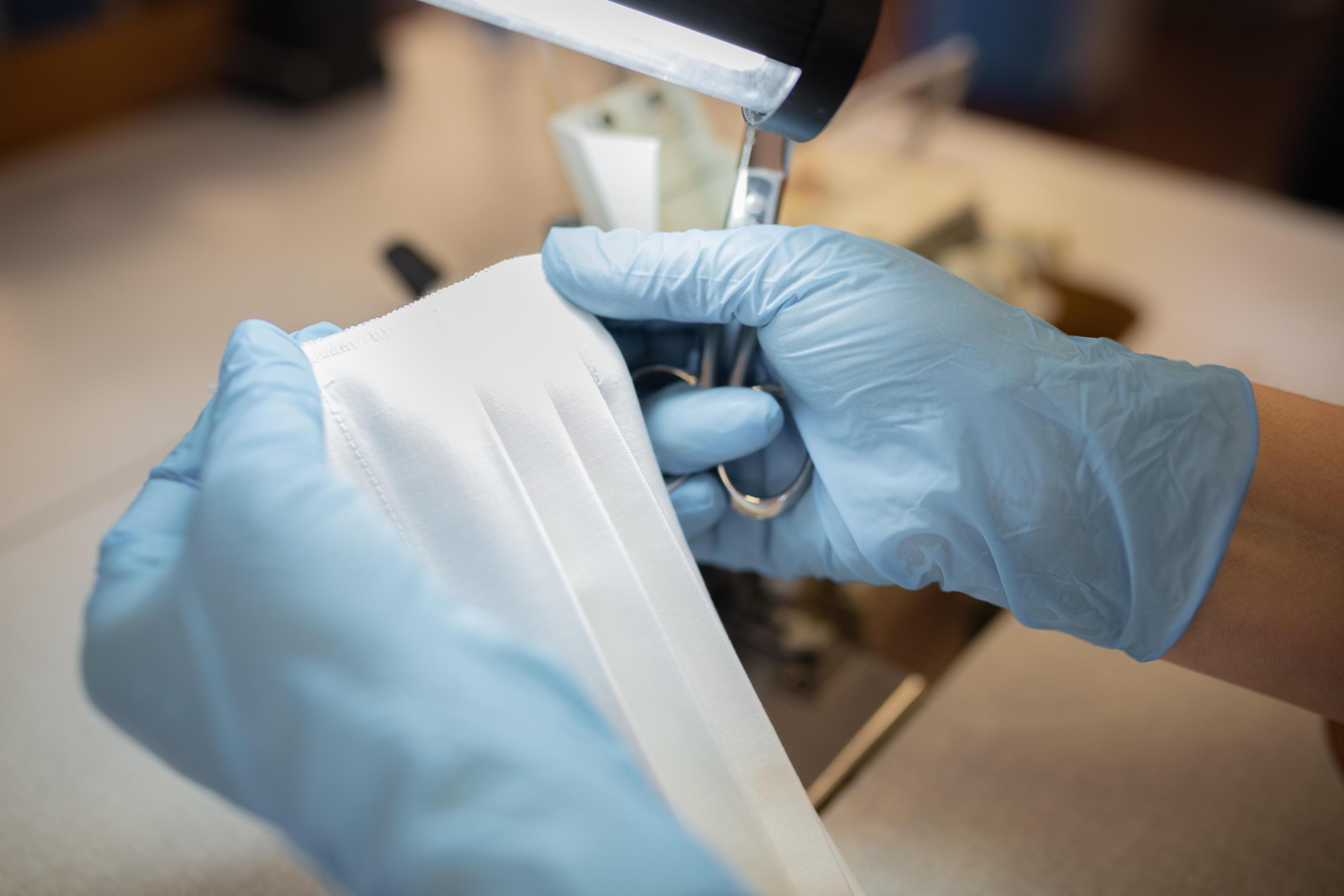 La Regione: in arrivo oltre 11 milioni di mascherine per i comuni sardi