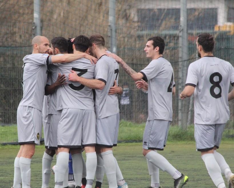 Aglianese, il trionfo sul Prato fa sognare il derby con la Pistoiese dopo 46 anni: stavolta in C 