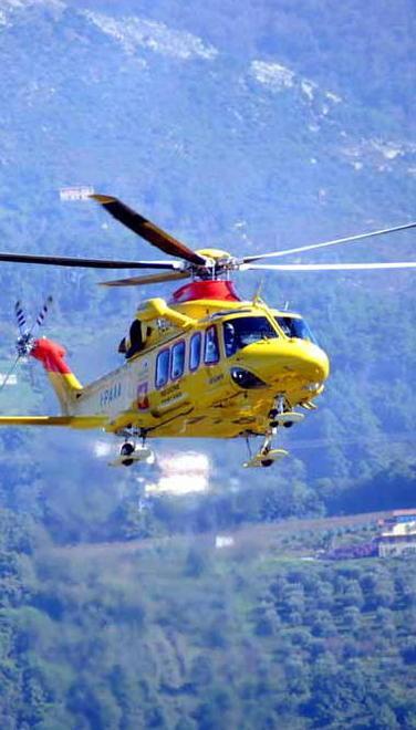 Bimbo cade dal tavolo e batte la testa Ricoverato in rianimazione al Meyer 