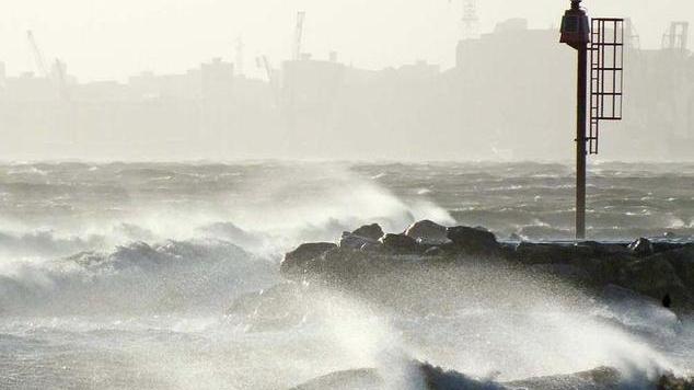 Allerta meteo per vento e rischio di mareggiate