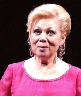 Il Consiglio ricorda Freni e le intitola il teatro