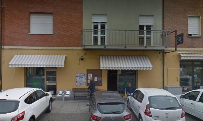 Il bar Jolly a Cà de Caroli visitato dai ladri (foto Google)