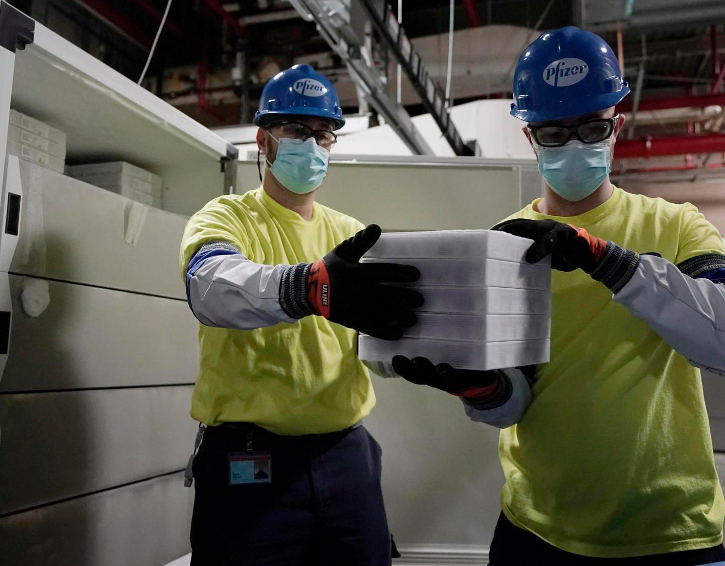 Coronavirus, test e vaccino insieme: esperimento a Nuoro 