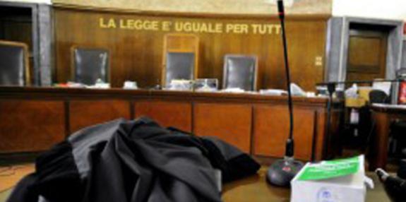 Accusati del furto di macchinari Rischio prescrizione