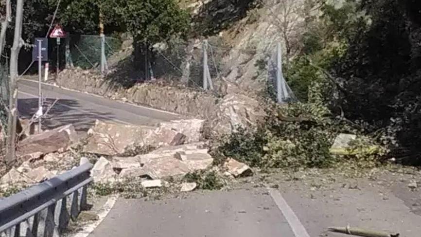 L’appello delle associazioni «Ridateci presto una strada»