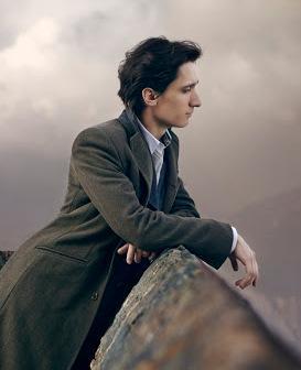 Il pianista Alexander Romanovsky insegnerà all’istituto Peri-Merulo 