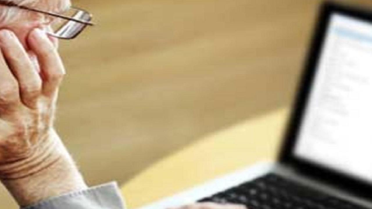 Click day tra proteste e guai tecnici