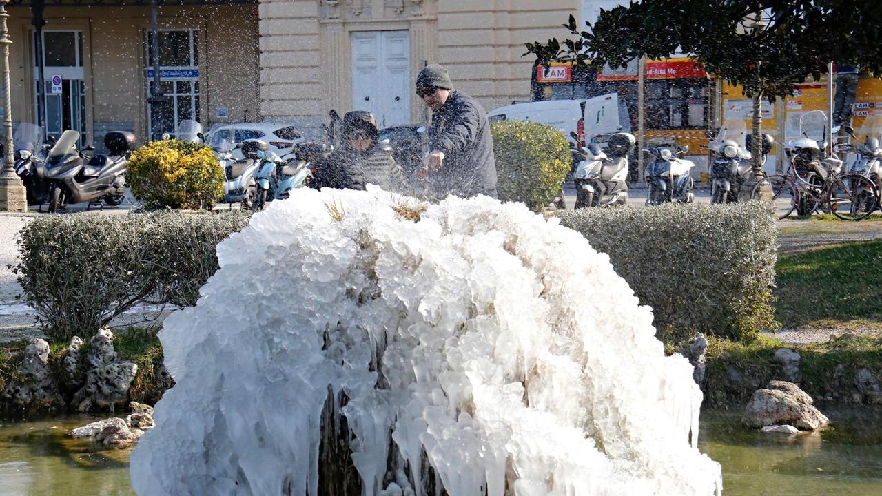 Maltempo, a Livorno temperature a picco: allerta gialla per vento e gelo