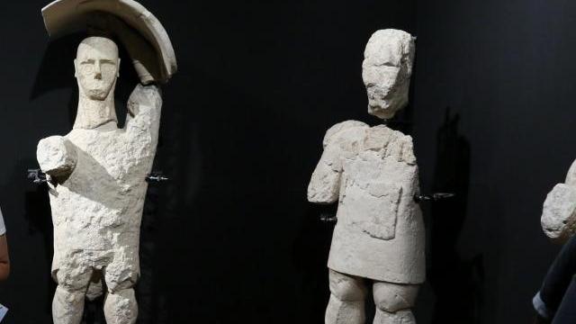 Giganti Monte Prama, il caso del restauro a Cagliari finisce in Parlamento
