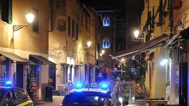 San Valentino, beffa arancione ai ristoratori «Boom di prenotazioni, ci lascino lavorare»